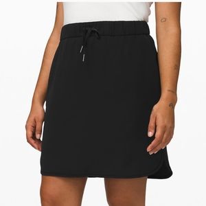 Lululemon On The Fly Skirt - Woven